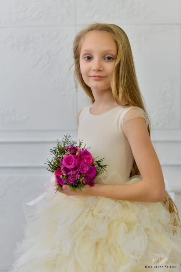 Vanilie - Rochiță tulle fulg cu trena - imagine 6