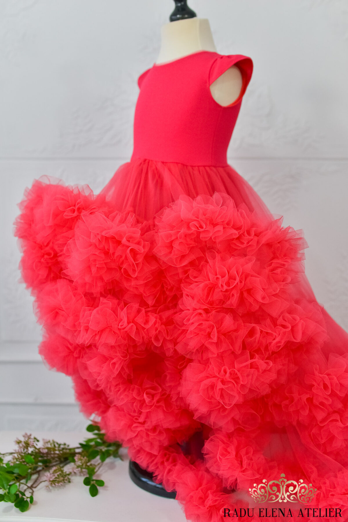 Coral-rochita tulle floare cu trena - imagine 2