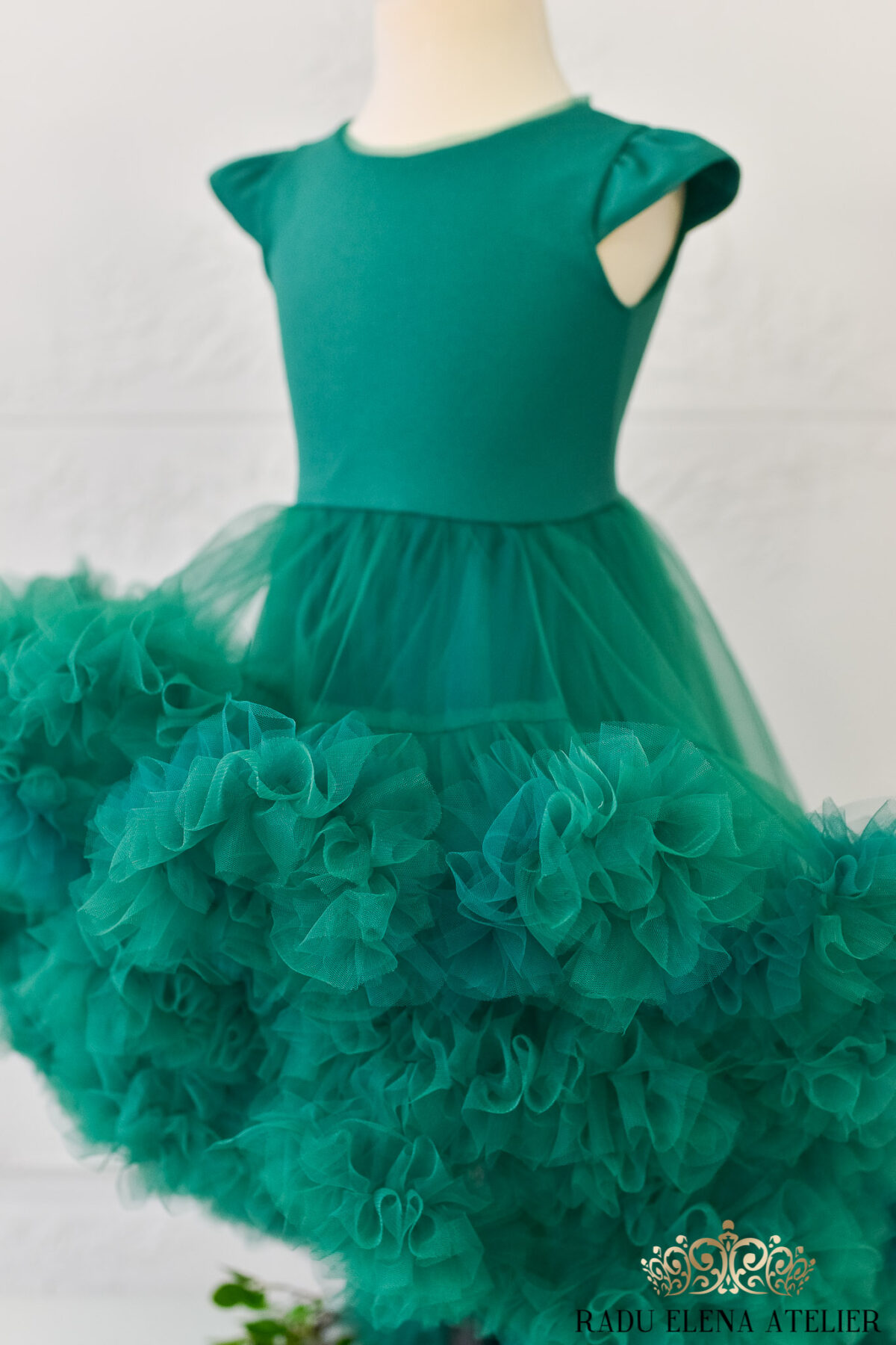 Turquoise-rochita tulle floare cu trena - imagine 2