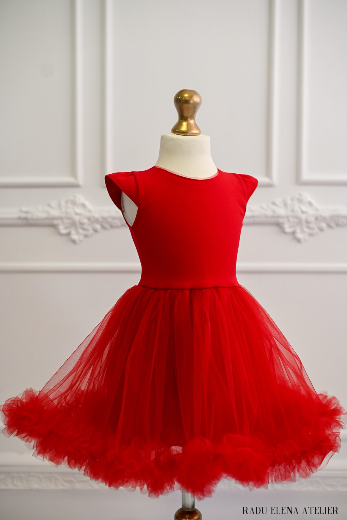 Red-rochita tulle floare - imagine 2